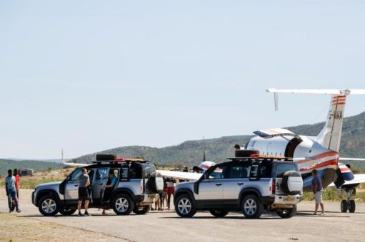 Land Rover Experience und Namibia Tourism Board organisieren Hilfen für Namibia