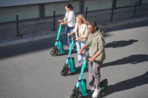 Mobil trotz GDL-Streik: TIER verzeichnet während dem Warnstreiks 20 Prozent mehr E-Scooter- und E-Moped-Fahrten