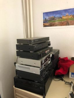 Sucht man nach fahrende Klüngelskerle in Hilden wird man vergeblich suchen, da das ganze Geschäft hat sich ins Internet gelagert