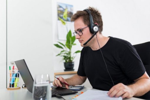 Berufsbegleitend ingenieurwissenschaftliche Bachelor-Studiengänge studieren