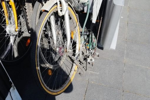 Zum Schrott abholen in Paderborn gehören aber nicht nur diese Sachen an,  es können auch alte KFZ der Verschrottung zugeführt werden