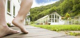 Eine Krampfaderoperation im Sommer hat Vorteile