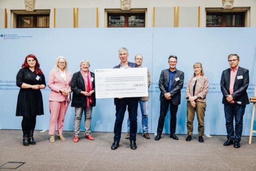 Künstliche Intelligenz für effizientere Abfallverwertung: Bund fördert Projekt „Smart Recycling Up“