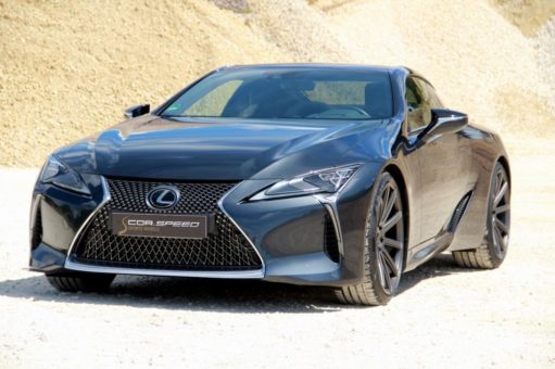 Cor.Speed Sports Wheels Europe: Japanisches V8-Sportcoupé auf großen Deville-Rädern