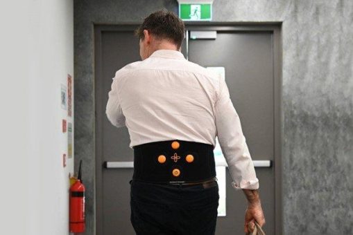 Rückenschmerzen im Job vorbeugen – mit MYOVOLT – der innovativen Rückenvibrationsmassage