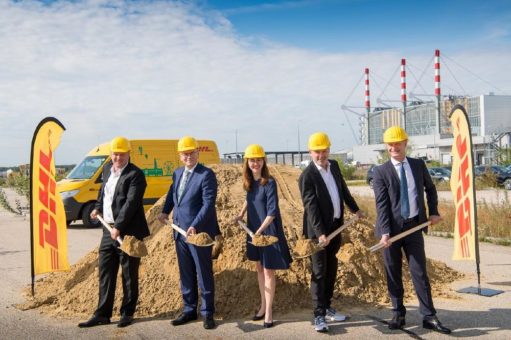DHL Express setzt Spatenstich am Gateway München