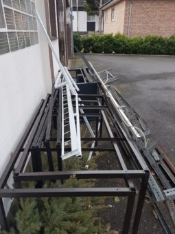 Mit Firmen eignen Abschleppdienst bieten Autoverschrottung in Dortmund