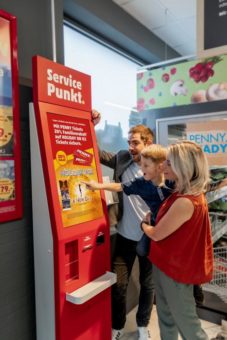 PENNY, CTS EVENTIM und epay bringen jetzt Veranstaltungstickets an die Supermarktkasse!