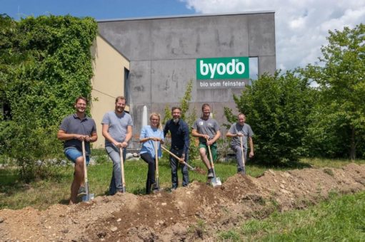 Byodo baut 16 neue E-Ladestationen