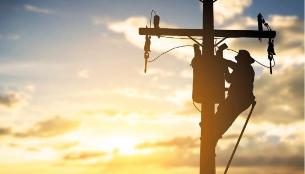 NÄCHSTE CHANCE…  US-Energieversorgung tritt in ein neues Zeitalter! Bei dieser Aktie sehen Analysten über 100 % Kurspotenzial!