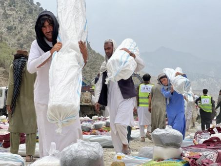 Afghanistan: Shelter Now versorgt zahlreiche Opfer des Erdbebens im Südosten