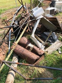 Fahrenden Altmetallsammler bieten Autoverschrottung und Schrottabholung in Mönchengladbach