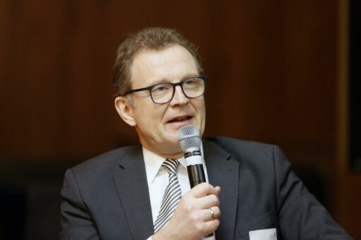 50 Jahre Zentrallaboratorium Deutscher Apotheker