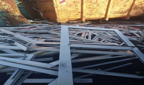 Neben fairen Preisen garantiert der Schrotthändler Bottrop ein fachkundiges Schrott-Recycling