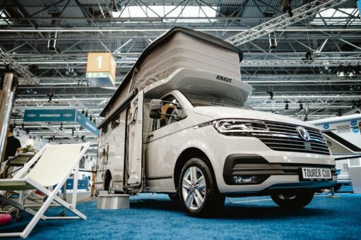 Idealer Start des Caravan Salon 2022: Innovationstreiber Knaus Tabbert zeigt wegweisende neue Modelle und meldet übertroffene Erwartungen bei Verkäufen