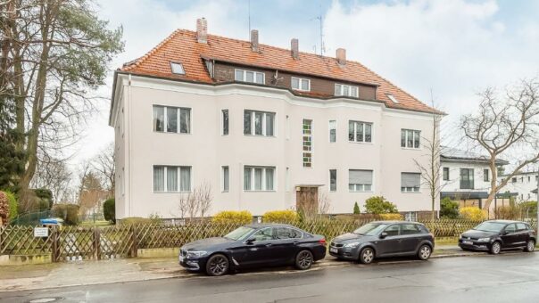 Mehrfamilienhaus in Berlin-Hermsdorf zum Verkauf