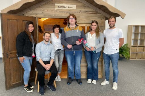 Gegen den Fachkräftemangel – Die SoftTec GmbH aus Sonthofen ist auch in diesem Jahr stark in der Nachwuchsförderung