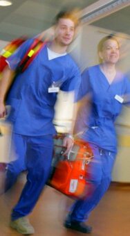 Bei Herzinfarkt bestens versorgt: Helios Chest Pain Unit rezertifiziert