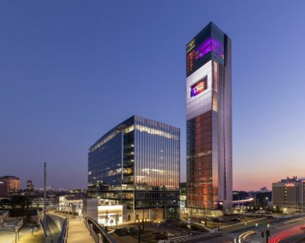 TK Elevator eröffnet neuen Hauptsitz für Nordamerika – hohe Investition in Innovationsführerschaft