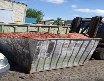Die Schrottabholung Brühl beschafft die für die Wiederaufbereitung notwendigen Recycling-Materialien