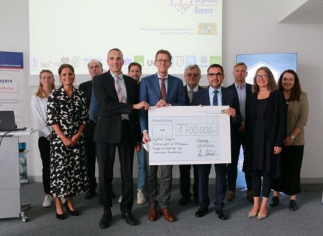 Die Digitalisierung der Medizin schreitet voran: Holetschek verlängert Leuchtturmprojekt „DigiMed Bayern – für die Medizin der Zukunft“