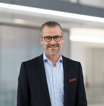 Die Syntegon-Gruppe ernennt Dr. Peter Hackel zum Chief Financial Officer