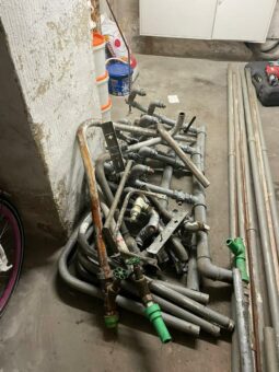 Auf öffentlichen Parkplätzen und Privaten Räumen – Schrottabholung Oberhausen