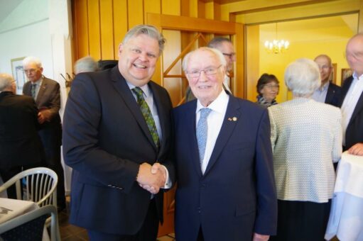 Zum 90. Geburtstag des Ehrenpräsidenten Franz-Josef Borgmann des LandBau-Technik Bundesverbandes