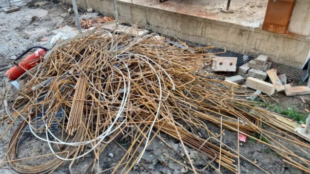 Metallschrott und Eisenschrott Fachgerecht Entsorgen – Schrottabholung Troisdorf