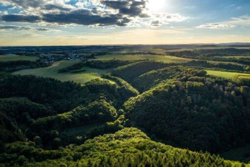 Geister und Dämonen vor Eifeler Kulisse