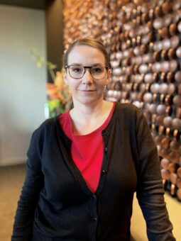 Neue Verantwortliche des Sales Teams b’mine Frankfurt Airport: Martina Hauk startet als Director of Sales