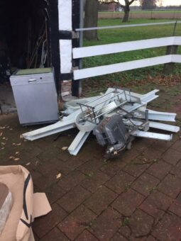 Schrottsammler Wuppertal helfeben bei der Autoverschrottung