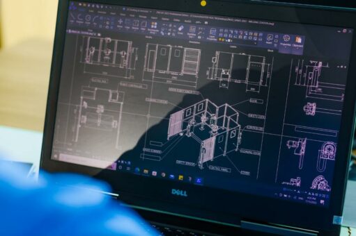 Wie man mit einer effizienten CAD-Software Arbeitskosten sparen kann