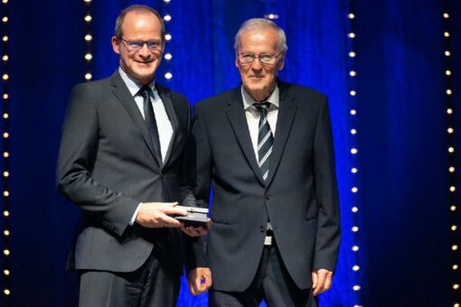 FingerHaus mit Premier-Ehrenplakette 2022 ausgezeichnet