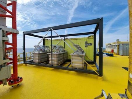 Offshore-Bewitterungskampagne: MODERSOHN® liefert Probenracks in die Nordsee