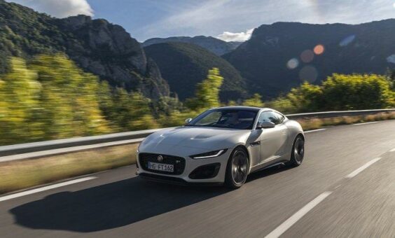 Jaguar F-PACE SVR und F-TYPE R als exklusive Sonderserie