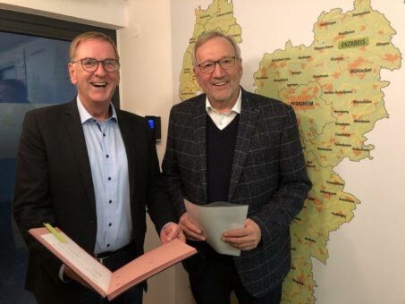 Kooperationsvereinbarung zwischen Akademie der Hochschule Pforzheim und Wirtschaftsförderung Nordschwarzwald für die Weiterbildung in der Region
