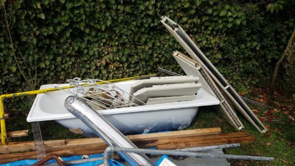 Schrottabholen lassen in Mönchengladbach durch einen erfahrenen Schrottsammler