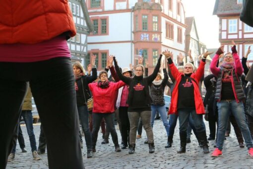 „Steht auf! Streikt! Tanzt!“