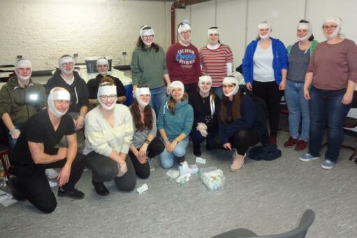 Erste Hilfe bis PoetrySlam in Berlin für nebenamtliche Freizeitbetreuer