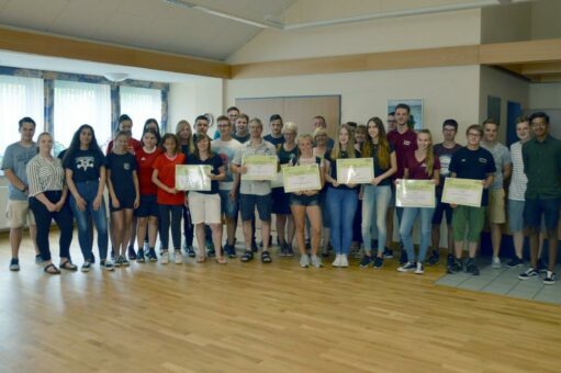 SCHLUSSPUNKT Letzte Sitzung des 12. KJP