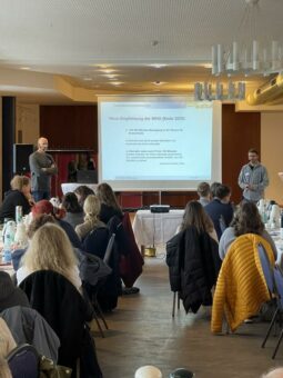 Vom Bundesteilhabegesetz bis zum PostCovid-Syndrom – Sozialdienstmitarbeitende bringen sich in Norddeich auf den neusten Stand