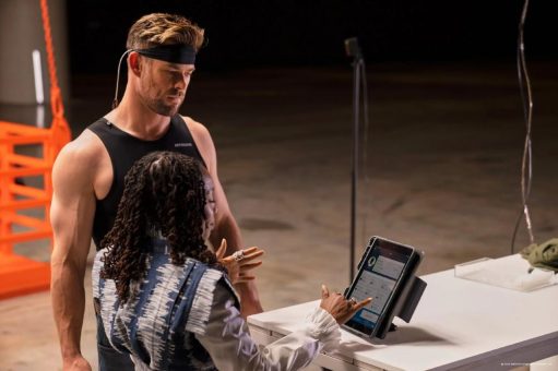 “Ohne Limits mit Chris Hemsworth” und Astroskin – der intelligenten Kleidung zur Vitaldatenüberwachung