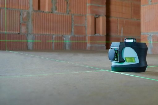 360°-Linienlaser mit drei grünen Laserlinien
