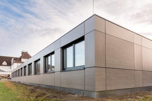 Hybridmodulgebäude als flexible Interimsschulen zur Bewältigung von Platzproblemen