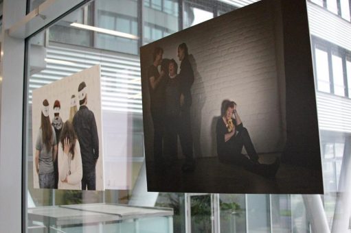 Borderline: Fotoausstellung gewährt Einblick in das Leben mit Persönlichkeitsstörung
