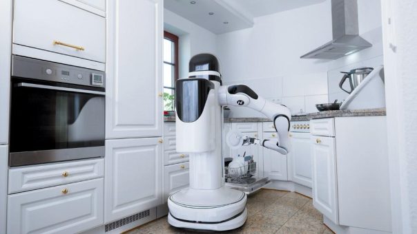 Roboter unterstützt in der Küche: Sechs neue Projekte für den Spitzencluster it’s OWL