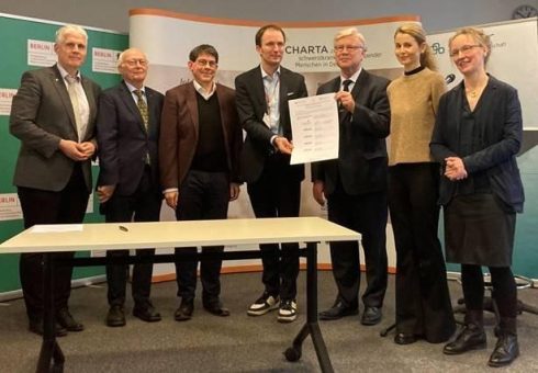 Krankenhaus Waldfriede unterzeichnet „Charta zur Betreuung schwerstkranker und sterbender Menschen in Deutschland“