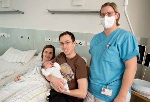 Lea Frieda wollte unbedingt das Neujahrsbaby des Clemenshospitals werden