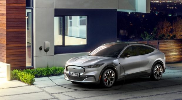 Ford Auto-Versicherung: Ab sofort Online-Beitragsrechner auf  Ford-Homepage verfügbar
